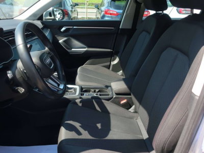 Audi Q3 35 2.0 tdi Business s-tronic (5)