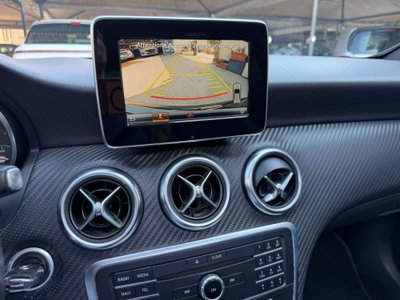Mercedes-Benz Classe A 180 d Automatic Premium (13)