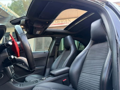Mercedes-Benz Classe A 180 d Automatic Premium (17)