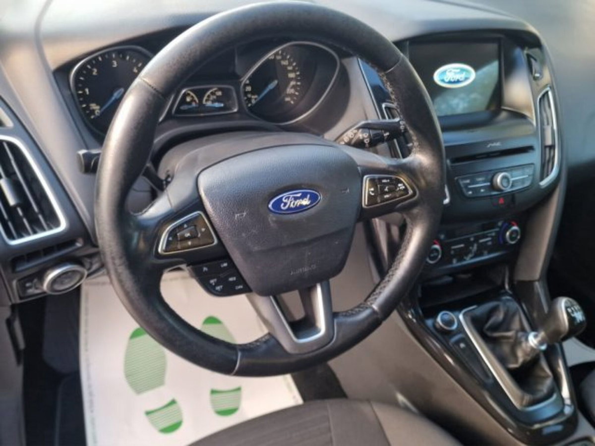 Ford Focus 1.5 TDCi 95 CV Start&Stop Titanium (10)