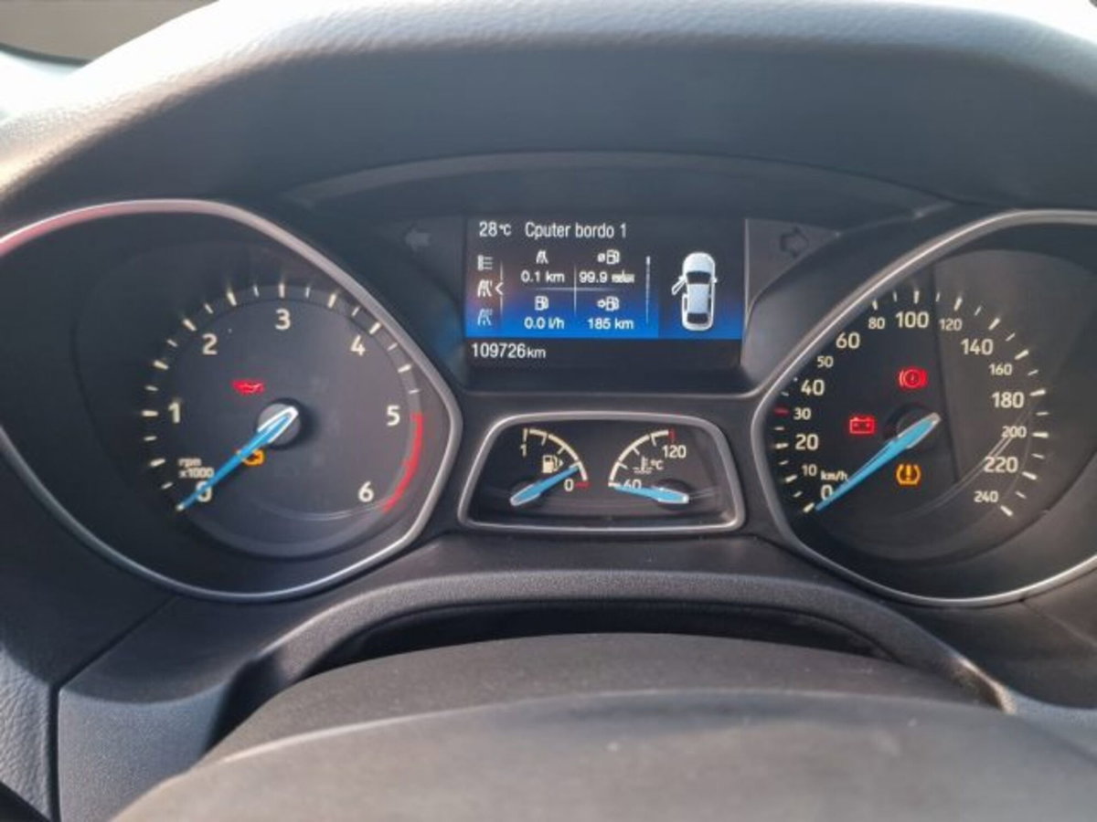 Ford Focus 1.5 TDCi 95 CV Start&Stop Titanium (11)