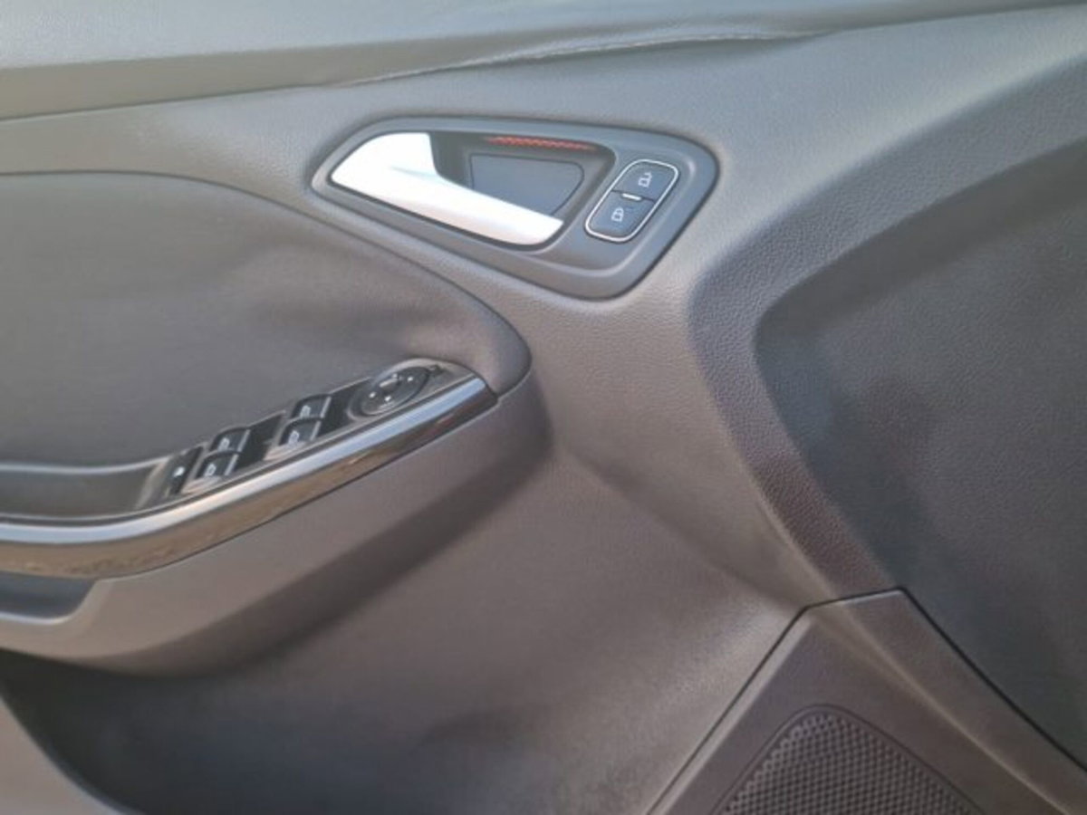 Ford Focus 1.5 TDCi 95 CV Start&Stop Titanium (12)