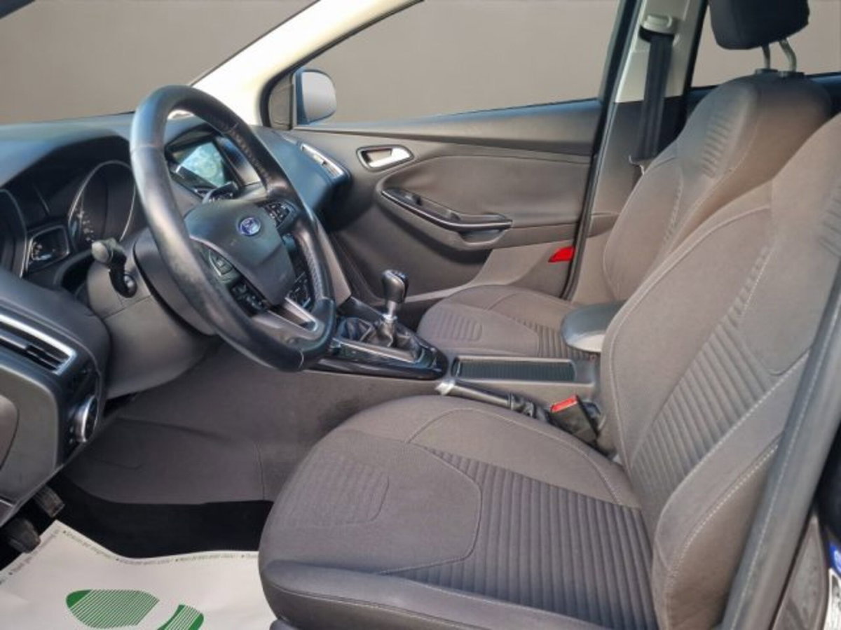 Ford Focus 1.5 TDCi 95 CV Start&Stop Titanium (9)