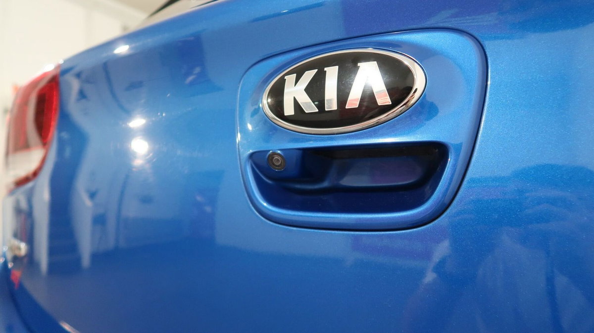 Kia Rio 1.0 T-GDi 100 CV MHEV iMT GT Line (17)