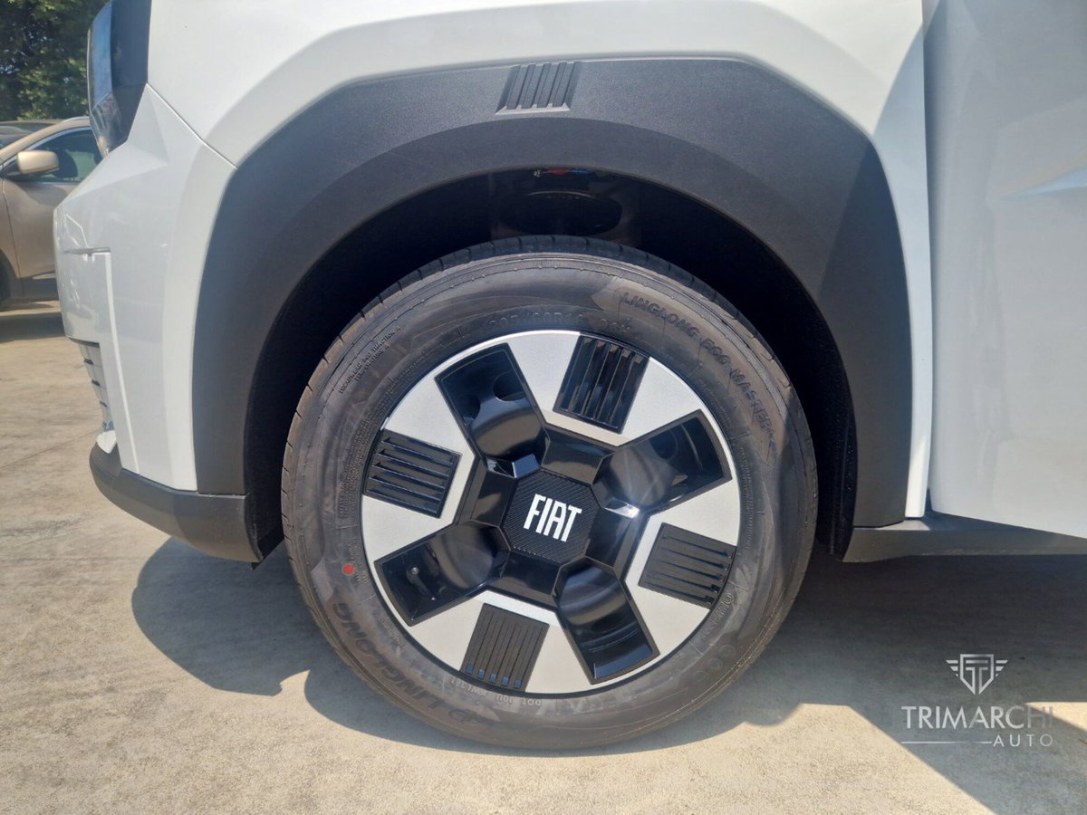 Fiat Grande Panda 1.2 Business 100cv (8)