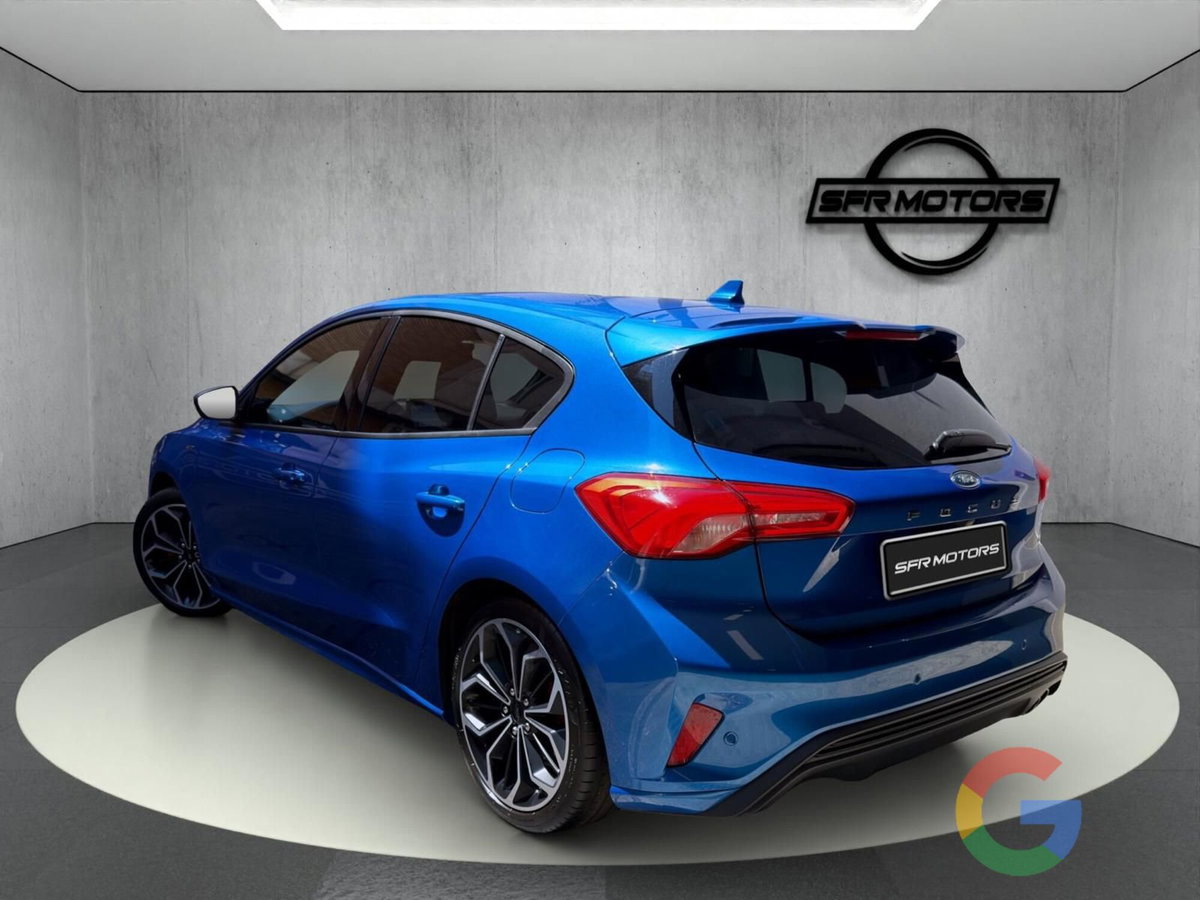 Ford Focus 1.5 TDCi 120 CV Start&Stop ST Line (6)