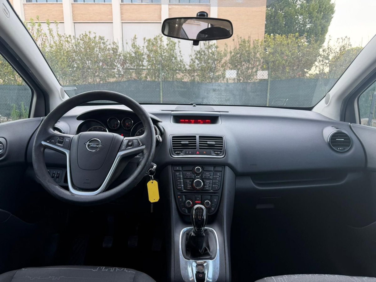 Opel Meriva 1.4 100CV Cosmo (12)