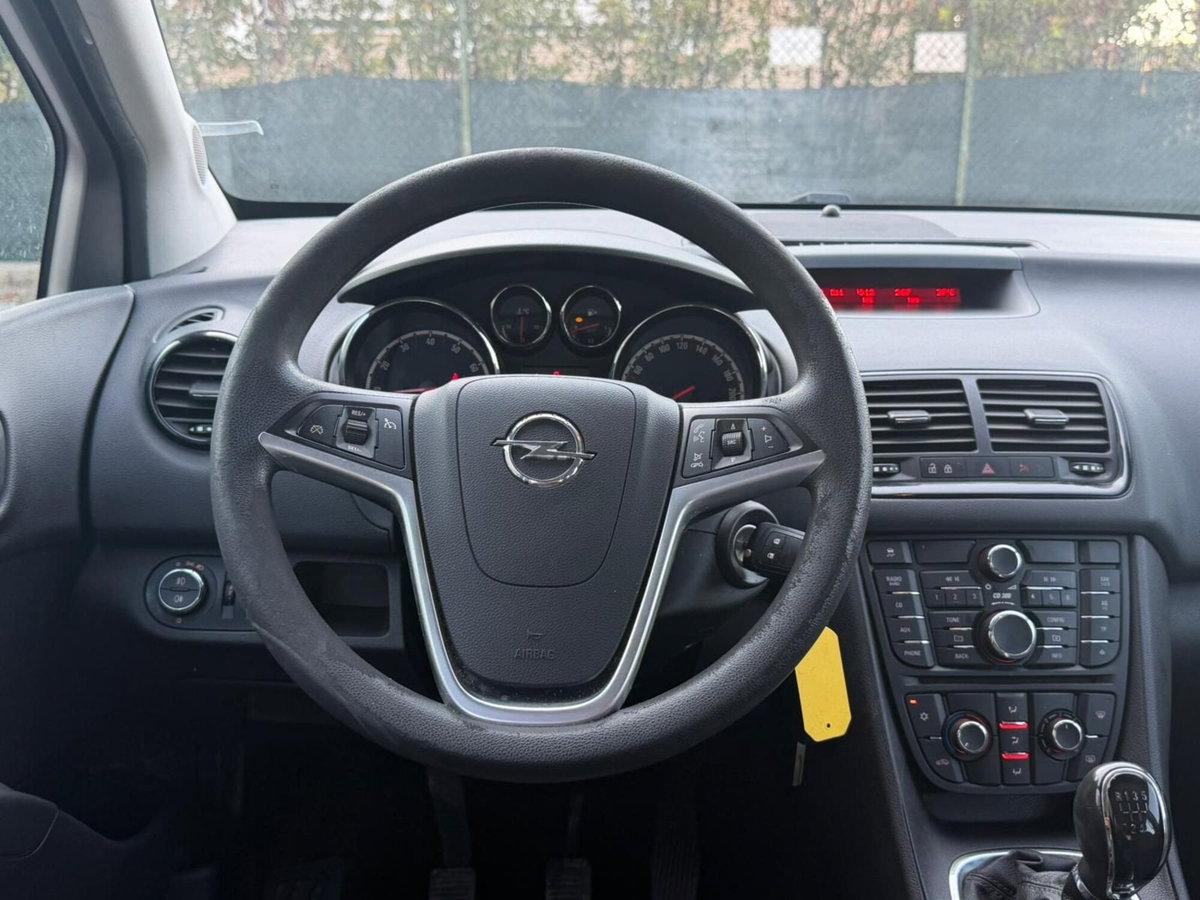 Opel Meriva 1.4 100CV Cosmo (13)