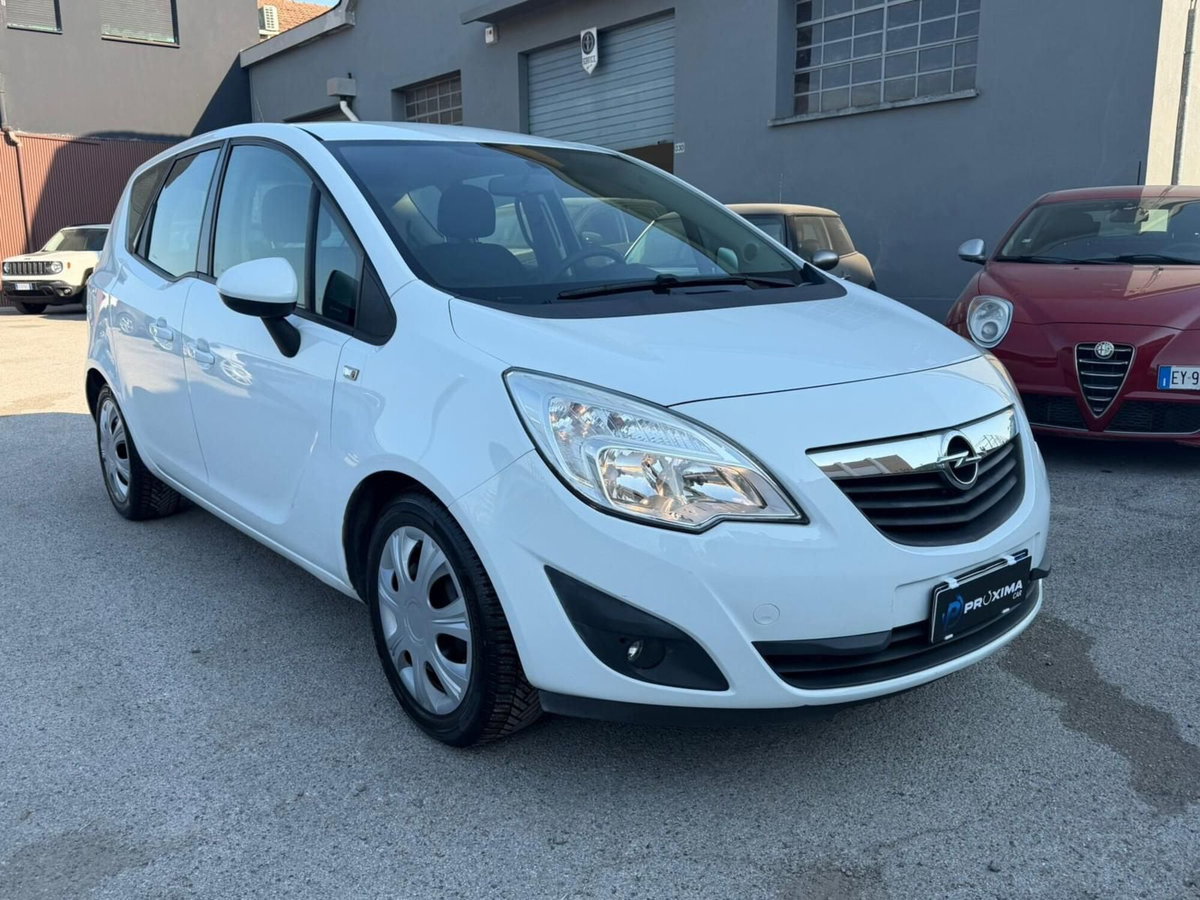 Opel Meriva 1.4 100CV Cosmo (4)