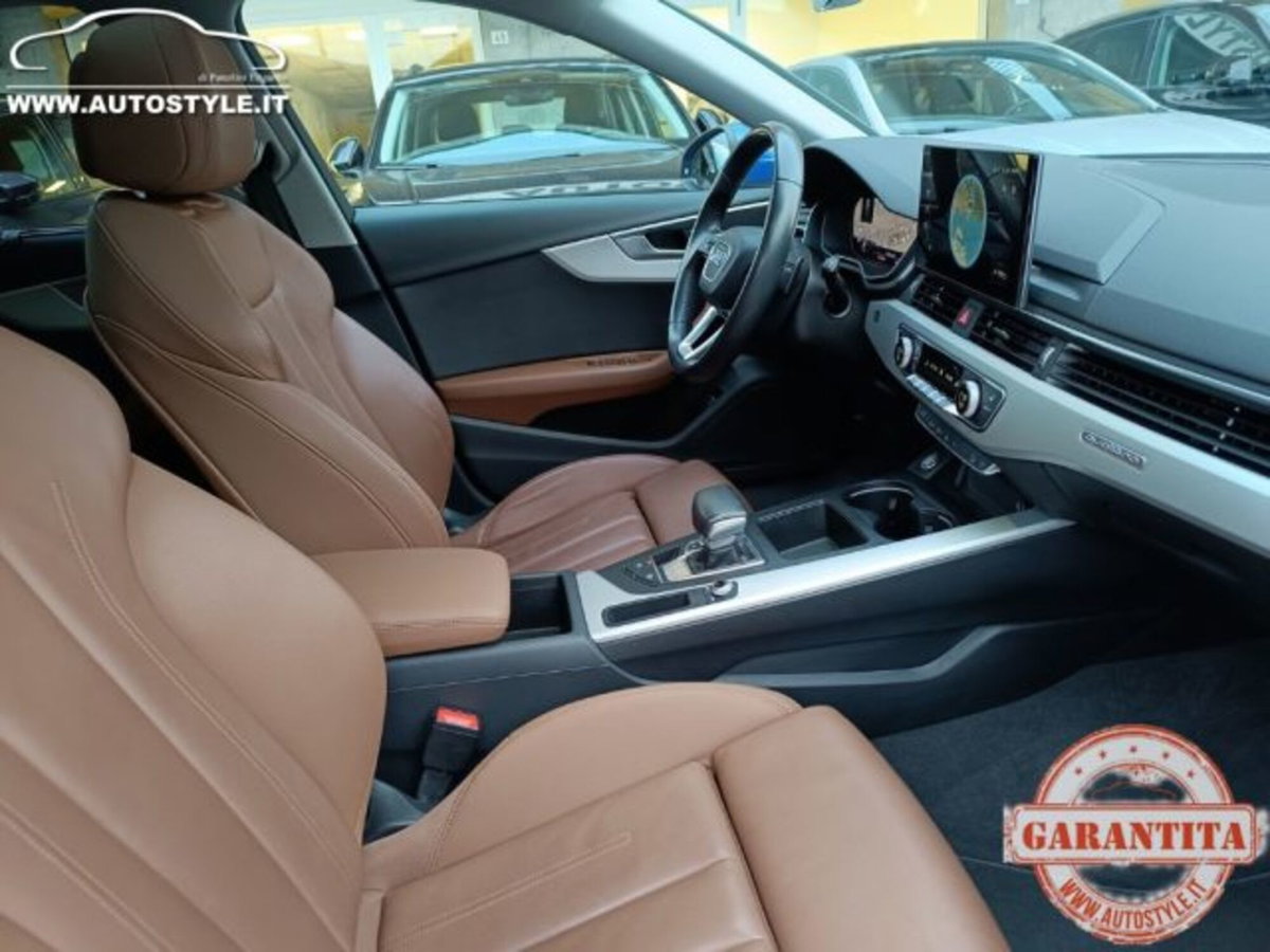 Audi A4 Allroad Allroad 40 2.0 tdi mhev Identity Contrast quattro 204cv s-tronic (14)