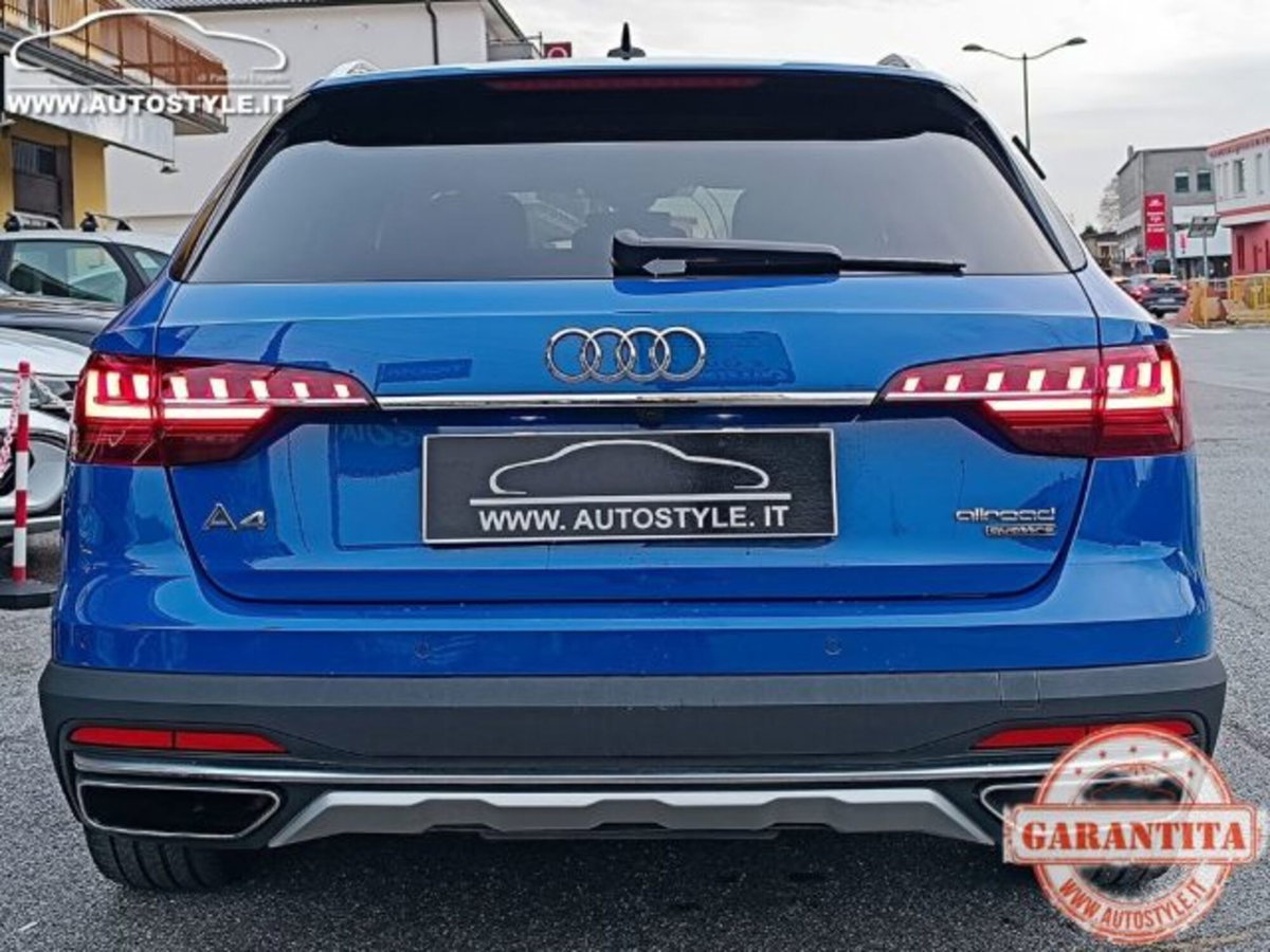 Audi A4 Allroad Allroad 40 2.0 tdi mhev Identity Contrast quattro 204cv s-tronic (9)