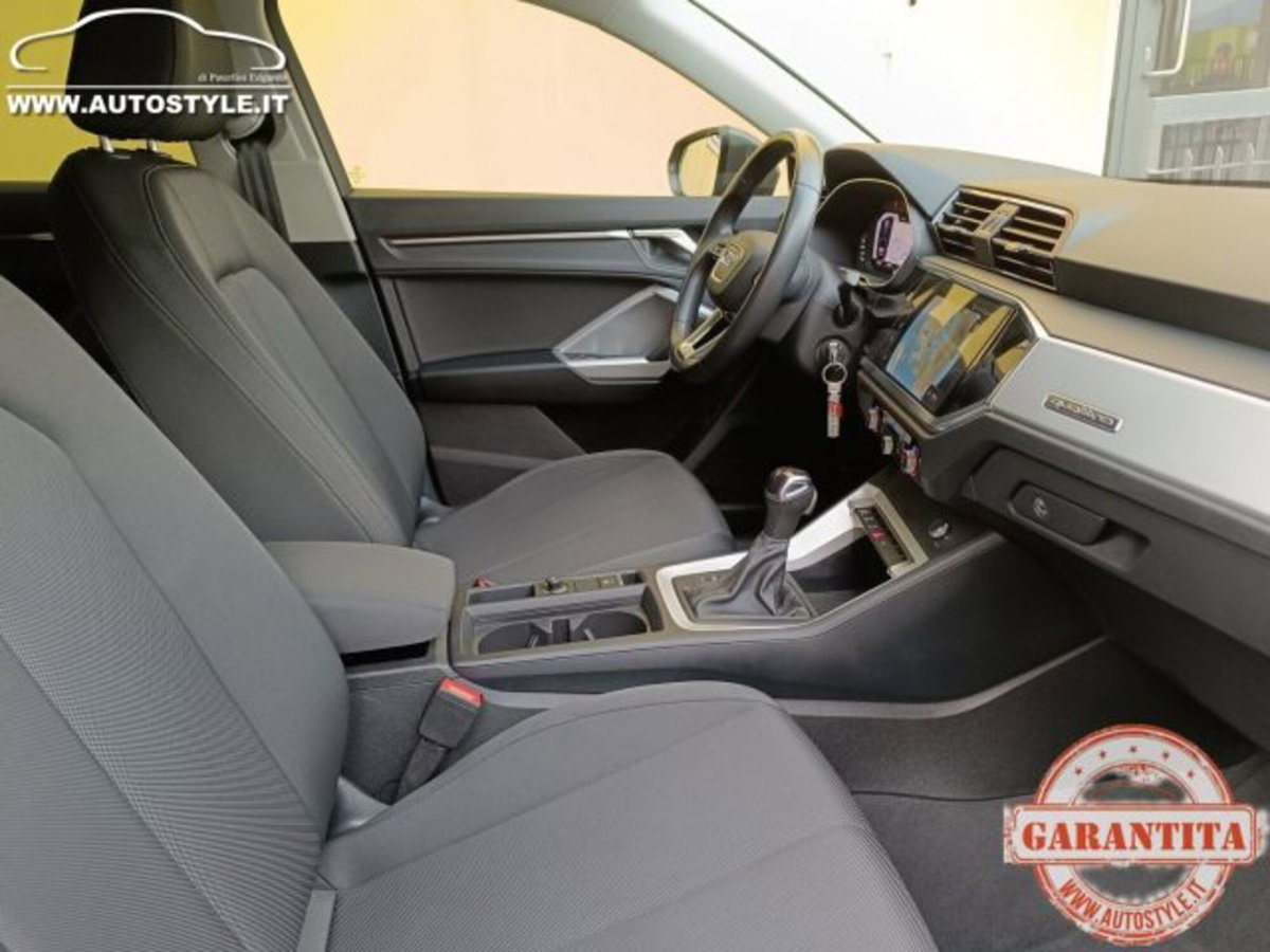 Audi Q3 Sportback Sportback 35 2.0 tdi s-tronic (14)