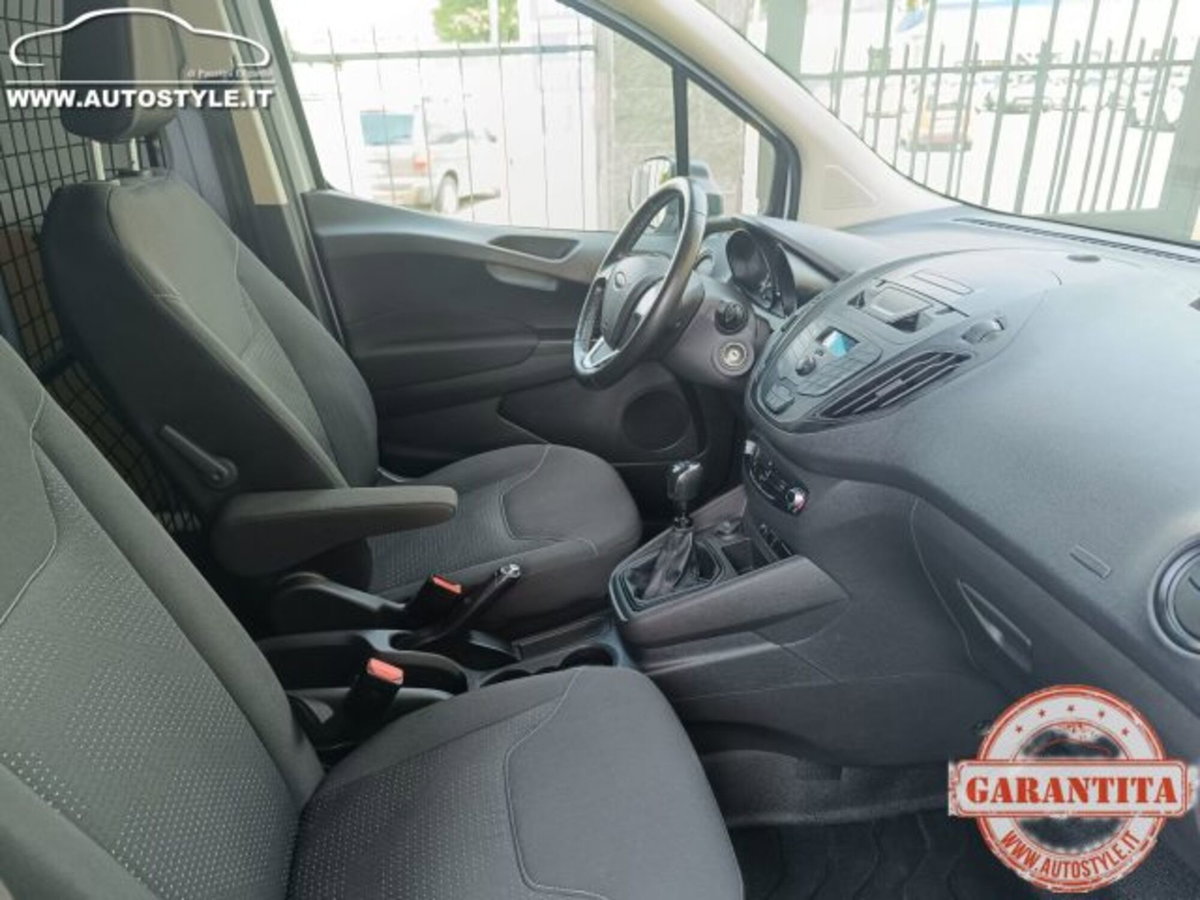 Ford Transit Courier 1.5 TDCi 75CV  Trend (13)