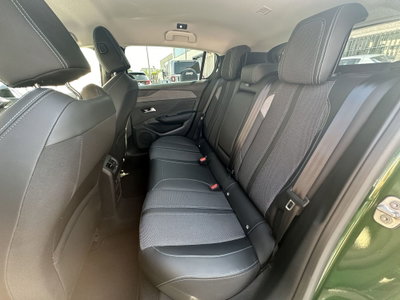Peugeot 308 2.0 HDi 136CV 5p. aut. Féline (14)