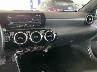 Mercedes-Benz Classe A 180 d Automatic Sport (7)