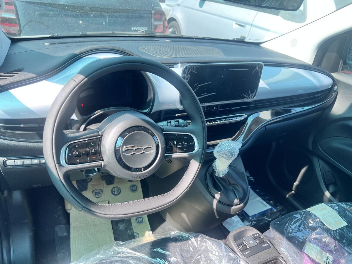 Fiat 500 1.0 hybrid Icon (4)