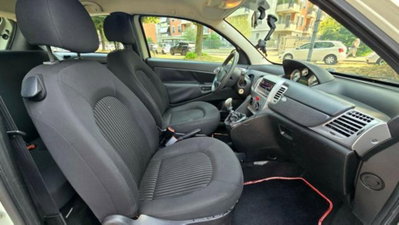 Lancia Ypsilon 1.2 Versus (13)