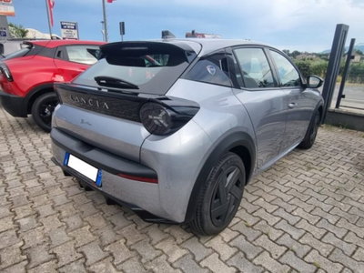 Lancia Ypsilon 1.2 mhev Edizione Cassina e-dct (6)