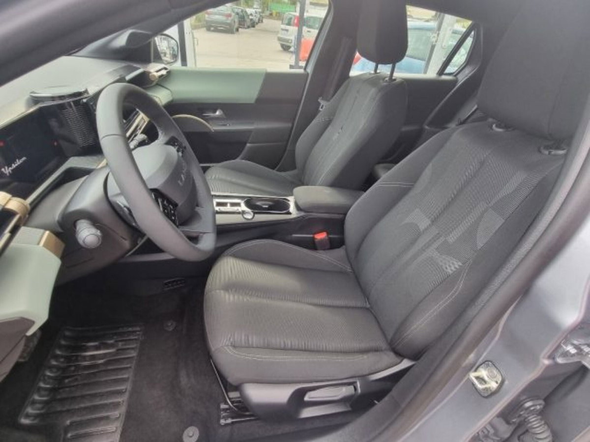 Lancia Ypsilon 1.2 mhev Edizione Cassina e-dct (9)
