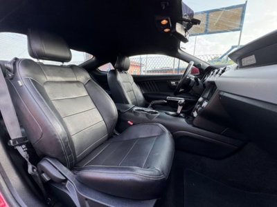Ford Mustang Coupé Fastback 2.3 EcoBoost aut. (12)