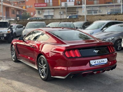 Ford Mustang Coupé Fastback 2.3 EcoBoost aut. (6)