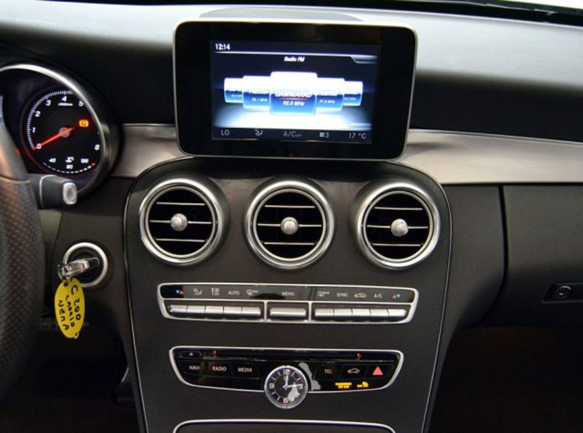 Mercedes-Benz Classe C Cabrio 200 Cabrio Premium (8)