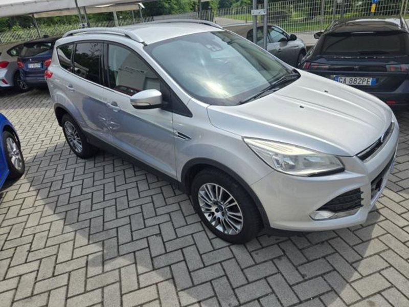 Ford Kuga 2.0 TDCI 140 CV 4WD Titanium