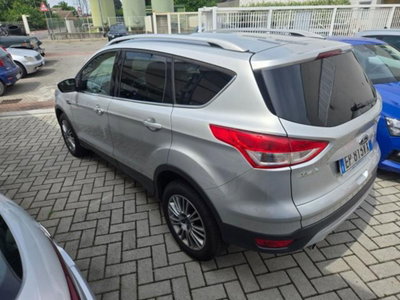 Ford Kuga 2.0 TDCI 140 CV 4WD Titanium (6)