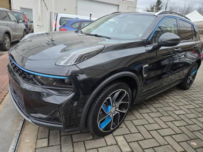 Lynk & Co 01 01 1.5 td phev (2)
