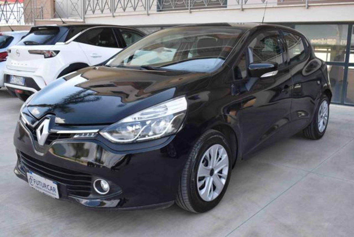 Renault Clio 1.5 dCi 8V 75CV 5 porte Live (2)