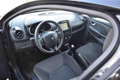 Renault Clio 1.5 dCi 8V 75CV 5 porte Live (6)