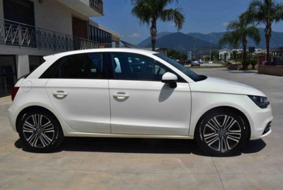 Audi A1 Sportback 1.6 TDI S tronic Attraction (4)
