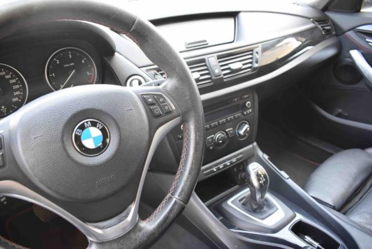 BMW X1 sDrive18d Msport (9)