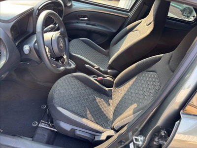 Toyota Aygo X 1.0 VVT-i 72 CV 5p. Undercover S-CVT (12)