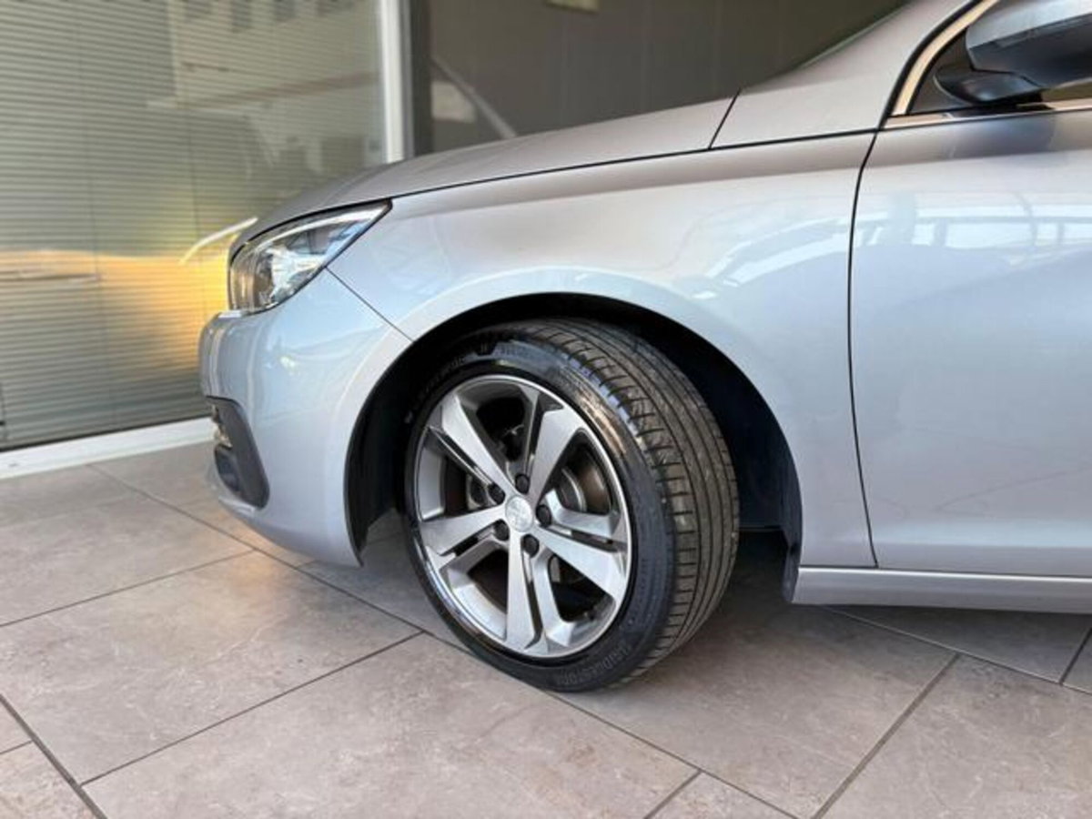 Peugeot 308 SW 1.5 bluehdi Allure s&s 130cv eat8 (11)