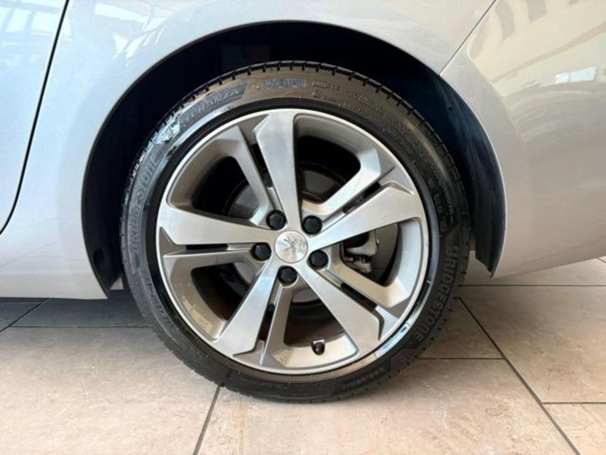 Peugeot 308 SW 1.5 bluehdi Allure s&s 130cv eat8 (9)