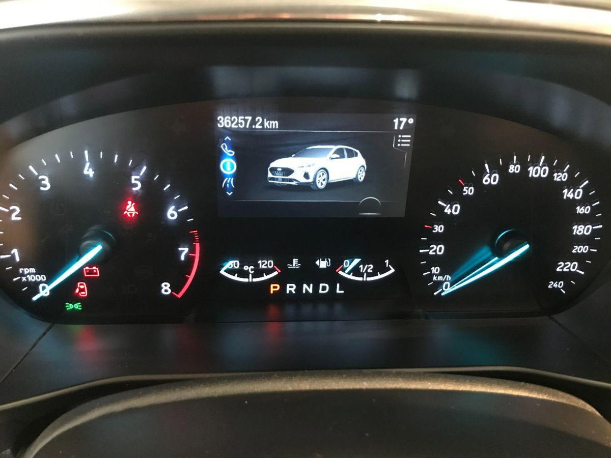 Ford Focus 1.0 EcoBoost Hybrid 125 CV Powershift 5p. Active X (10)