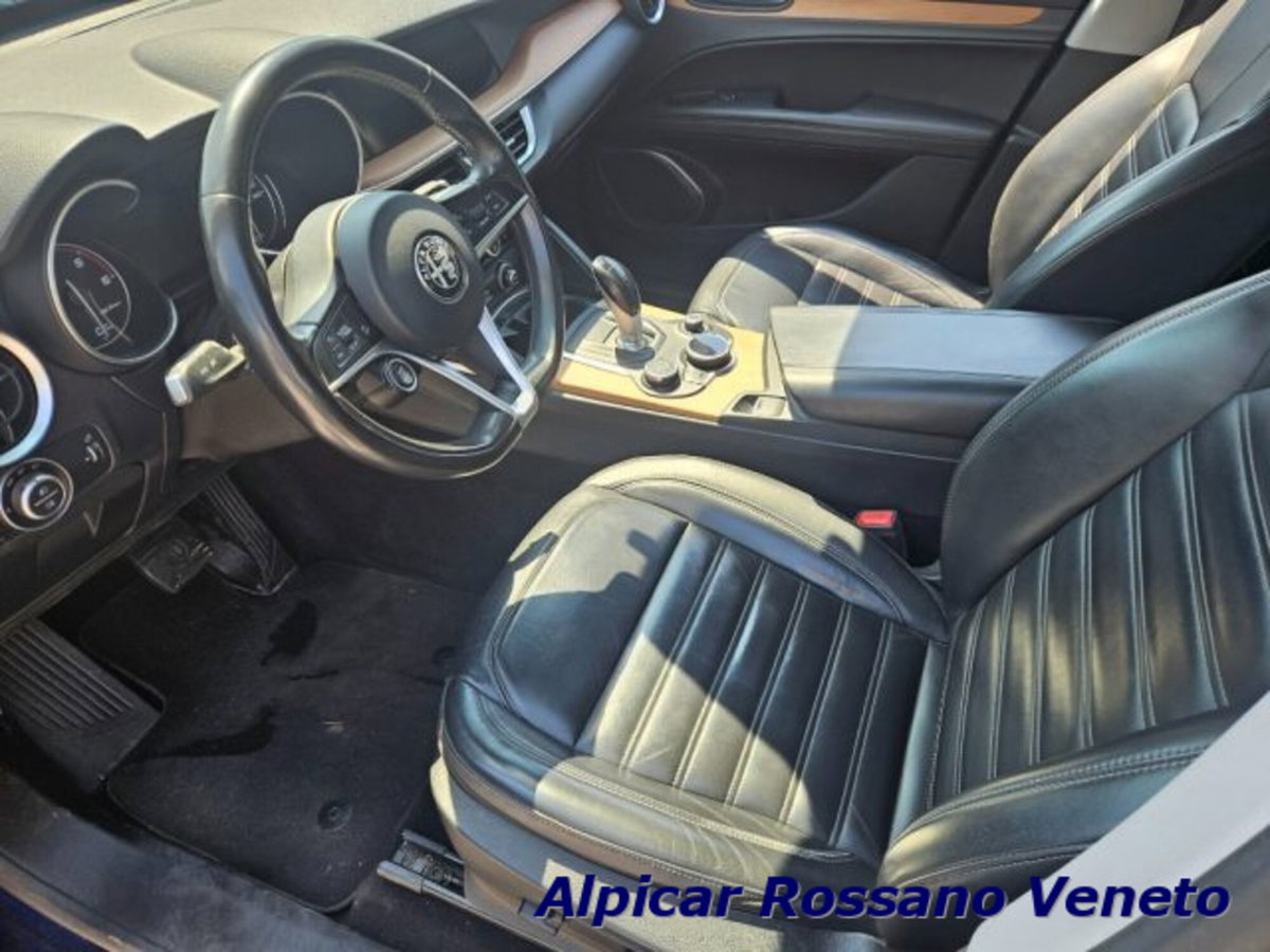 Alfa Romeo Stelvio Stelvio 2.2 Turbodiesel 180 CV AT8 Q4 Super (8)