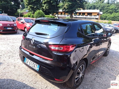 Renault Clio Sporter 1.2 75CV Wave (11)