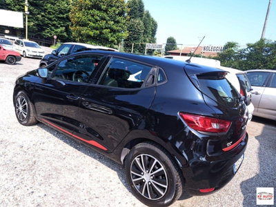 Renault Clio Sporter 1.2 75CV Wave (8)