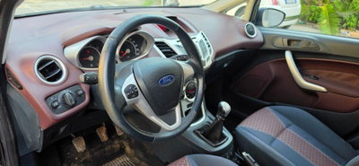 Ford Fiesta 1.4 5 porte Bz.- GPL Titanium (10)