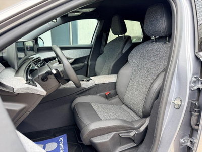 Peugeot 3008 1.2 hybrid Allure Business 145cv e-dcs6 (12)