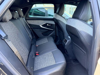 Peugeot 3008 1.2 hybrid Allure Business 145cv e-dcs6 (11)