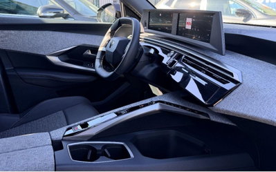 Peugeot 3008 1.2 hybrid Allure Business 145cv e-dcs6 (9)