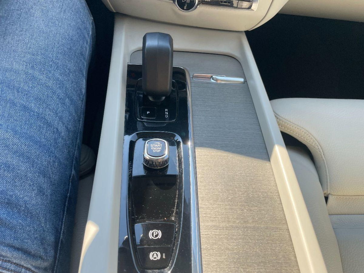Volvo V60 B4 automatico Plus Dark (17)