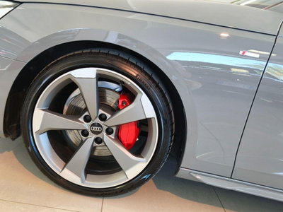 Audi A4 Avant 40 TDI quattro S tronic S line edition (13)