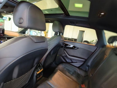 Audi A4 Avant 40 TDI quattro S tronic S line edition (20)