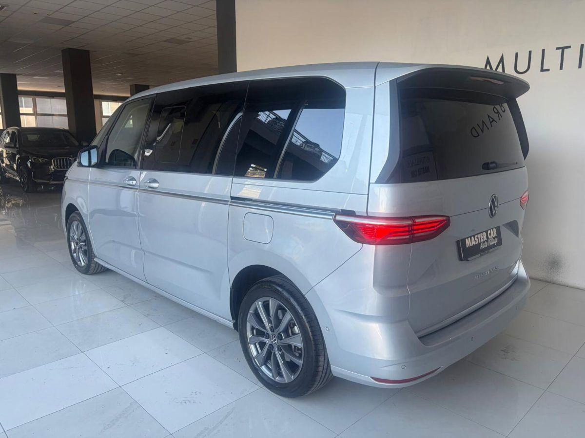 Volkswagen Multivan 2.0 tdi Life 150cv dsg 7p.ti (2)