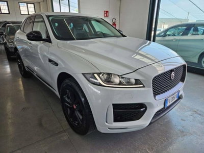Jaguar F-Pace 2.0 D 180 CV AWD R-Sport usata