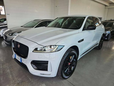 Jaguar F-Pace 2.0 D 180 CV AWD R-Sport (3)
